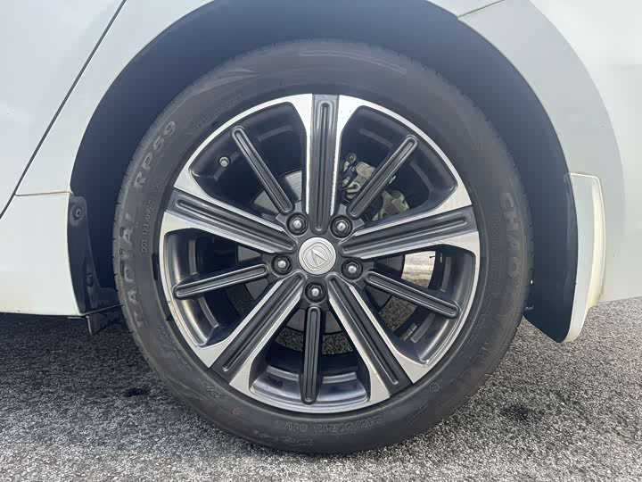 Changan Raeton CC 2022 2022款 蓝鲸版 1.5T DCT尊贵型