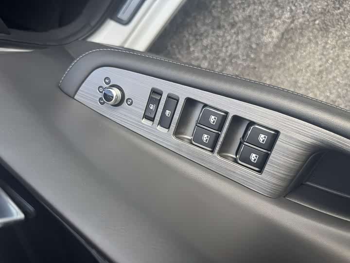 Changan Raeton CC 2022 2022款 蓝鲸版 1.5T DCT尊贵型