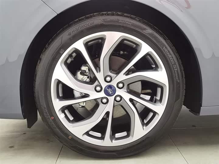 Ford Mondeo 2025 2025款 2.0T EcoBoost 至尊型