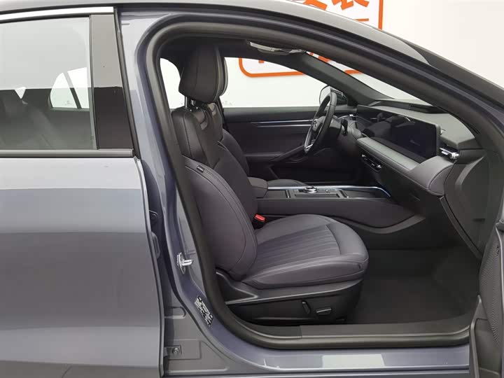 Ford Mondeo 2025 2025款 2.0T EcoBoost 至尊型