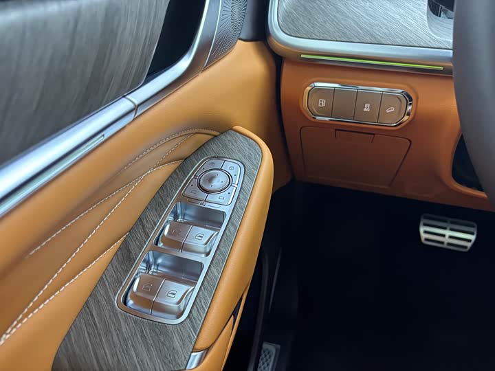 Tank 500 Hybrid 2025 2025款 Hi4-Z