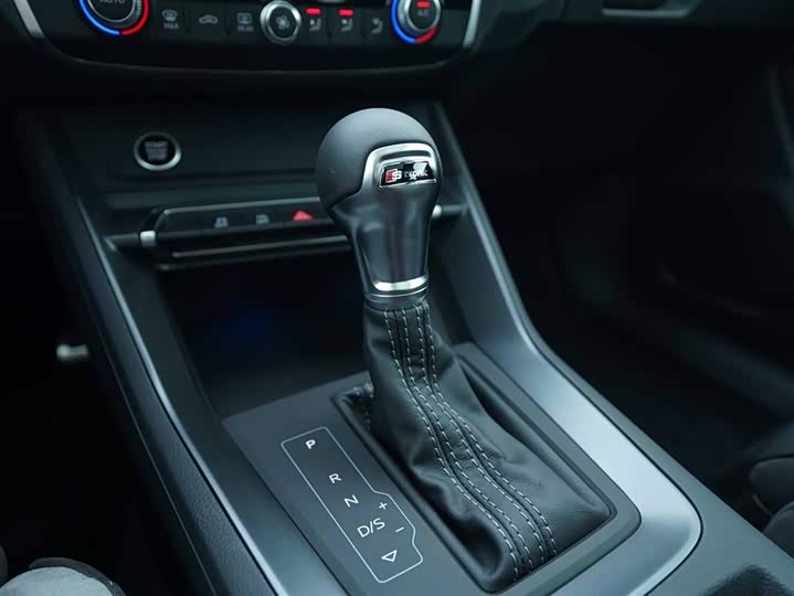 Audi Q3 2024 2024款 35 TFSI 时尚动感型