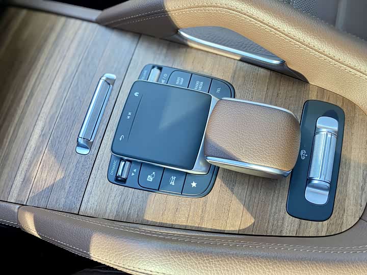 Mercedes-Benz GLS-Class 2024 2024款 GLS 450 4MATIC 豪华型