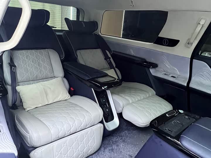 Lincoln Navigator One 2022 2022款 3.5T 领航员壹号