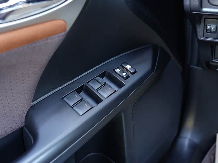 Lexus CT 200h 2020 2020款 CT200h 精英版 单色