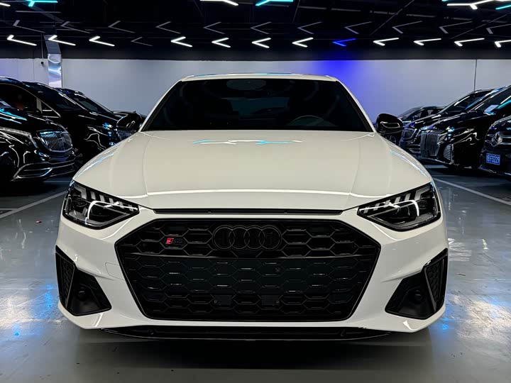 Audi A4L 2024 2024款 40 TFSI 豪华动感型