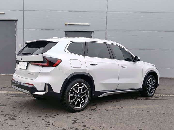 BMW X1 2025 2025款 sDrive25Li X设计套装