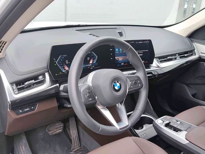 BMW X1 2025 2025款 sDrive25Li X设计套装