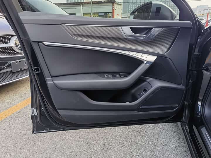 Audi S6 2022 2022款 S6 2.9T