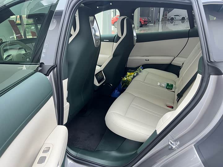 Xiaomi YU7 2025 2025款 超长续航四驱Pro版