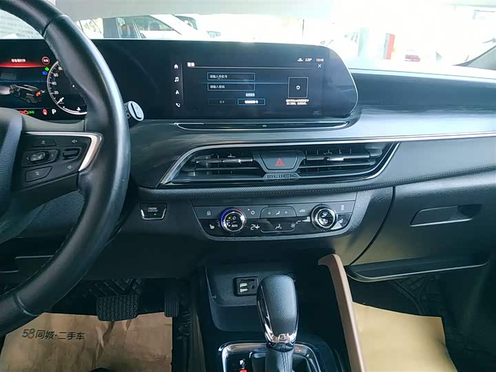 Buick GL6 2021 2021款 323T 轻混动互联豪华型