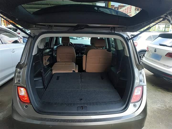 Buick GL6 2021 2021款 323T 轻混动互联豪华型