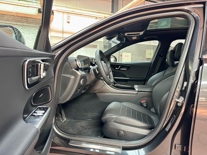 Mercedes-Benz C-Class 2025 2025款 C 260 L 4MATIC 运动版