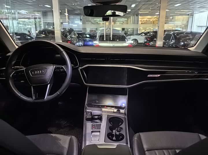 Audi A6 2025 2025款 allroad quattro 探索家 55 TFSI 尊享越野型