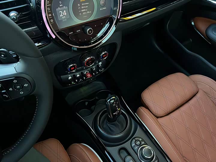 Mini Clubman 2023 2023款 改款 2.0T COOPER S 鉴赏家