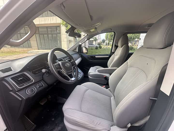 Maxus G10 2022 2022款 2.0T 自动智享版 汽油 7座