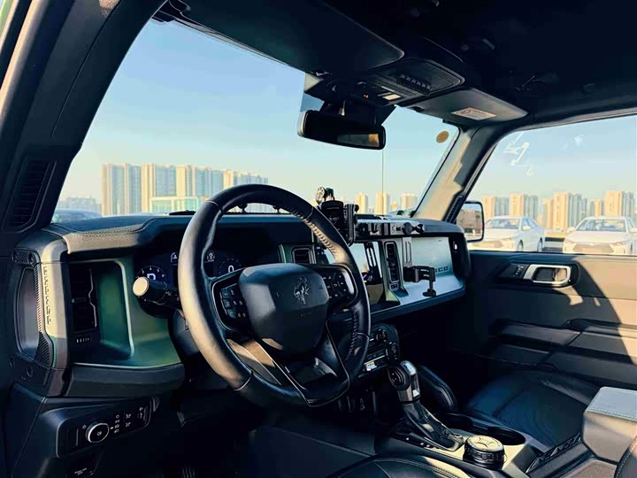 Ford Bronco 2024 2024款 2.3T 大沼泽地