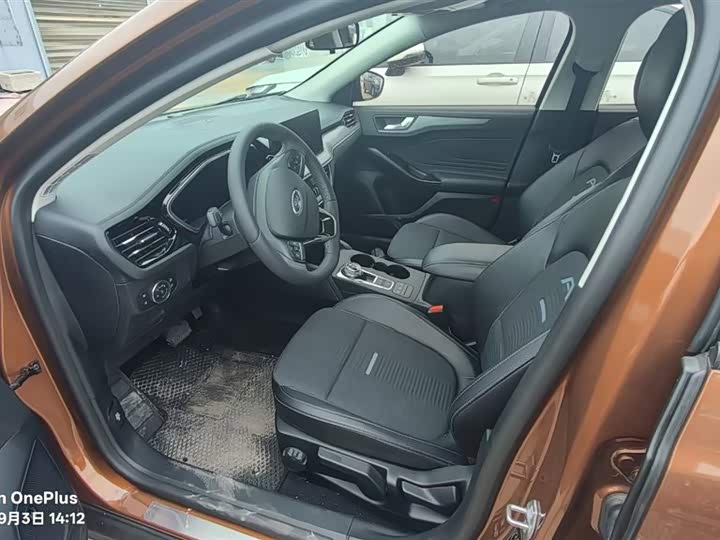 Ford Focus Active 2021 2021款 EcoBoost 180 自动劲潮型