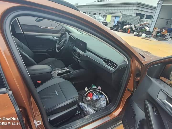 Ford Focus Active 2021 2021款 EcoBoost 180 自动劲潮型