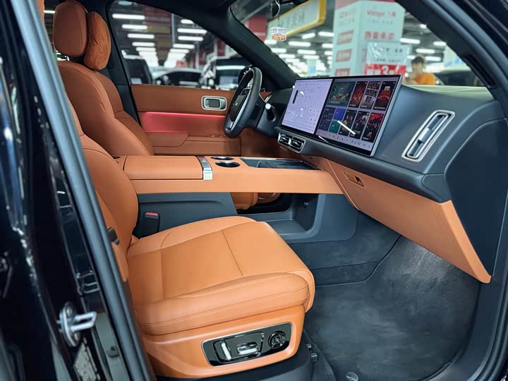 LiXiang L8 2025 2025款 Max 智能焕新版