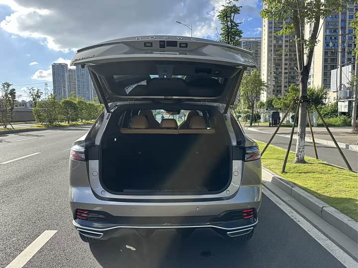 Roewe RX5 2023 2023款 1.5T 尊荣滑屏版