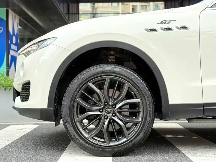 Maserati Levante 2022 2022款 3.0T Modena