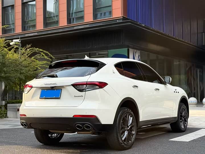 Maserati Levante 2022 2022款 3.0T Modena