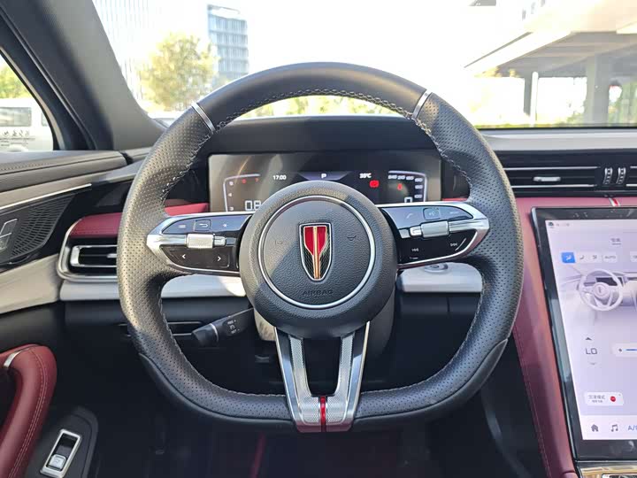 Hongqi H5 2025 2025款 2.0T 自动玄影版