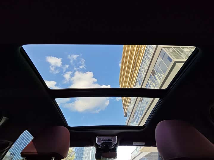 Hongqi H5 2025 2025款 2.0T 自动玄影版