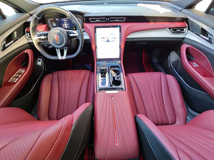 Hongqi H5 2025 2025款 2.0T 自动玄影版