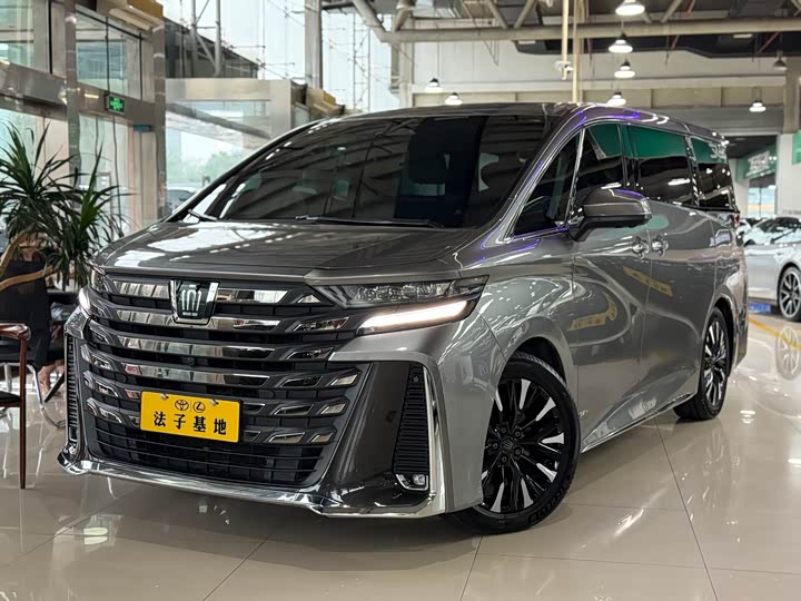 Toyota Vellfire 2024 2024款 皇冠 双擎 2.5L 至尊行政版