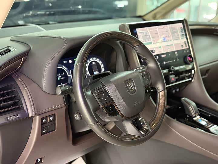 Toyota Vellfire 2024 2024款 皇冠 双擎 2.5L 至尊行政版