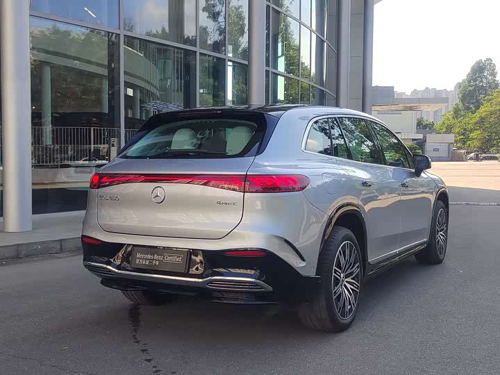 Mercedes-Benz EQS SUV 2023 2023款 450 4MATIC 豪华版
