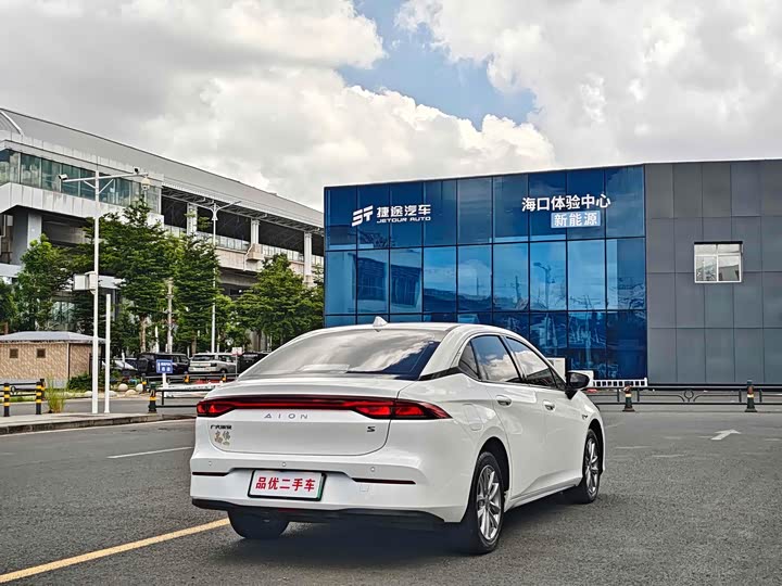 GAC Aion S 2023 2023款 魅 580 磷酸铁锂