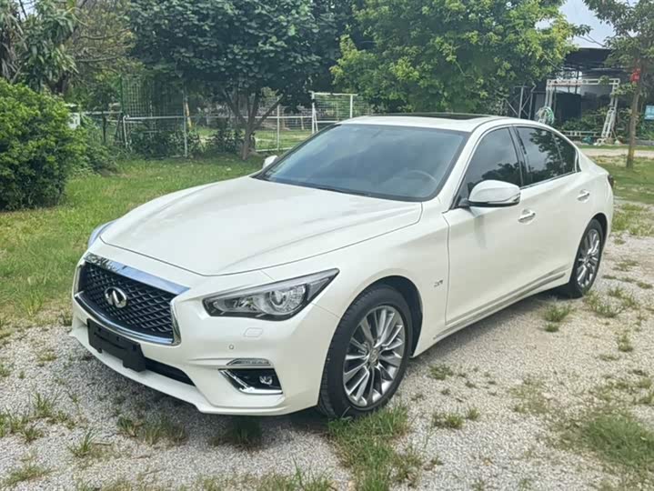 Infiniti Q50L 2018 2018款 2.0T 逸享版 国VI
