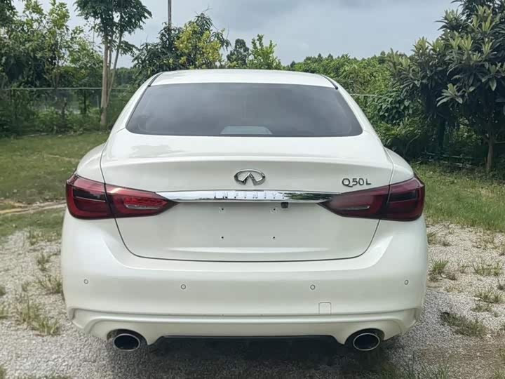 Infiniti Q50L 2018 2018款 2.0T 逸享版 国VI