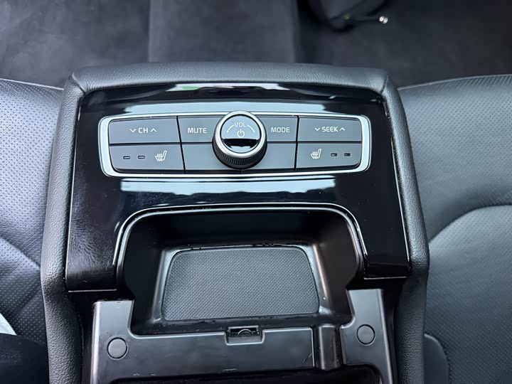 Kia K5 2021 2021款 380T GT-Line 旗舰版