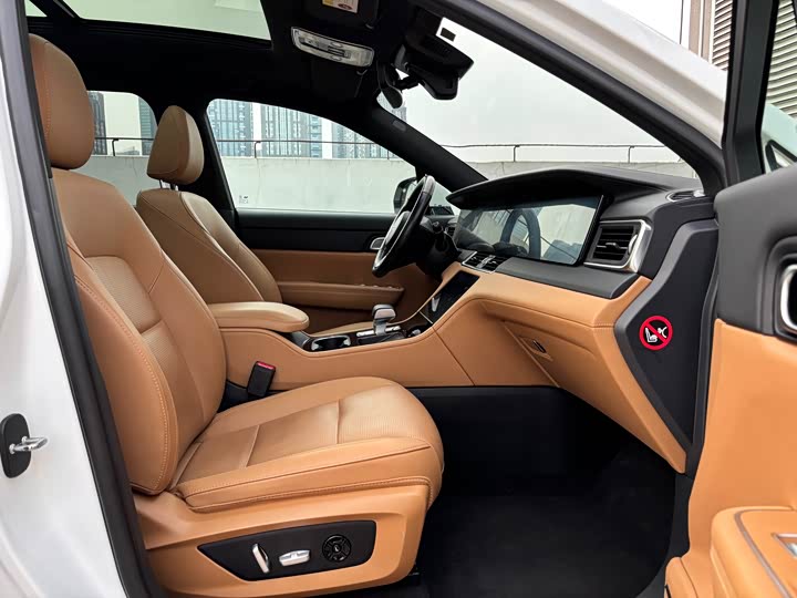 LiXiang One 2021 2021款 增程6座版