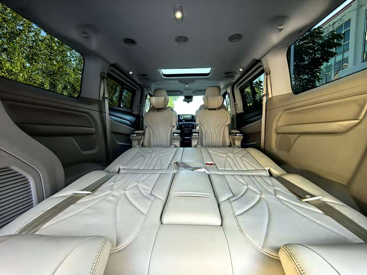 Ford Tourneo 2023 2023款 2.0T 自动致享版