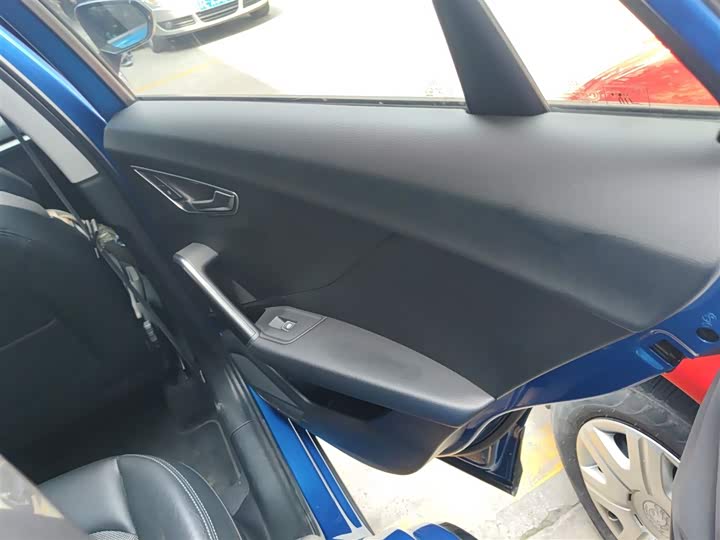 Audi Q2L e-tron 2019 2019款 Q2L e-tron 纯电智享型