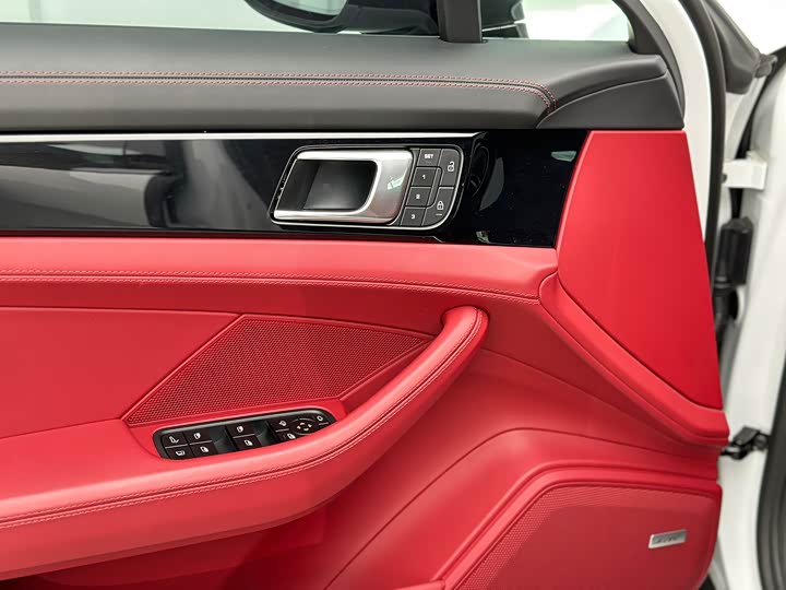 Porsche Panamera Hybrid 2023 2023款 Panamera 4 E-Hybrid 铂金版 2.9T