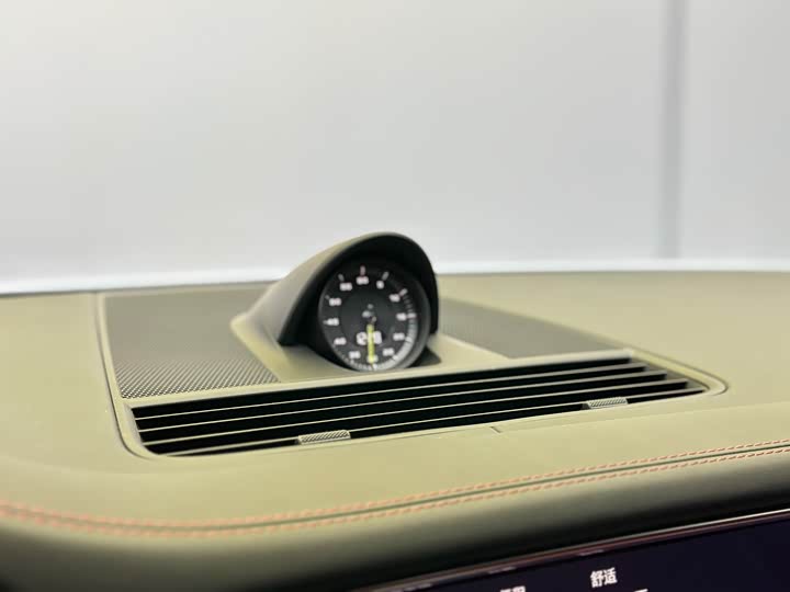 Porsche Panamera Hybrid 2023 2023款 Panamera 4 E-Hybrid 铂金版 2.9T