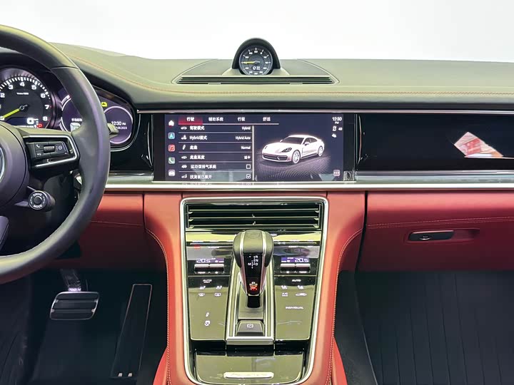 Porsche Panamera Hybrid 2023 2023款 Panamera 4 E-Hybrid 铂金版 2.9T