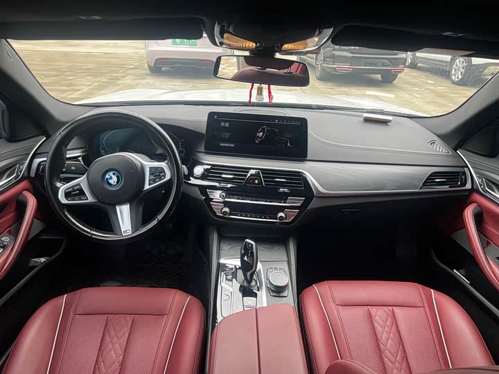 BMW 5 Series Hybrid 2022 2022款 改款二 535Le M运动套装