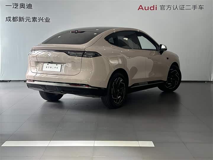 GAC Hyptec HT 2023 2023款 670 后驱特高压NDA版