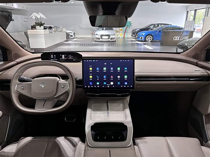 GAC Hyptec HT 2023 2023款 670 后驱特高压NDA版