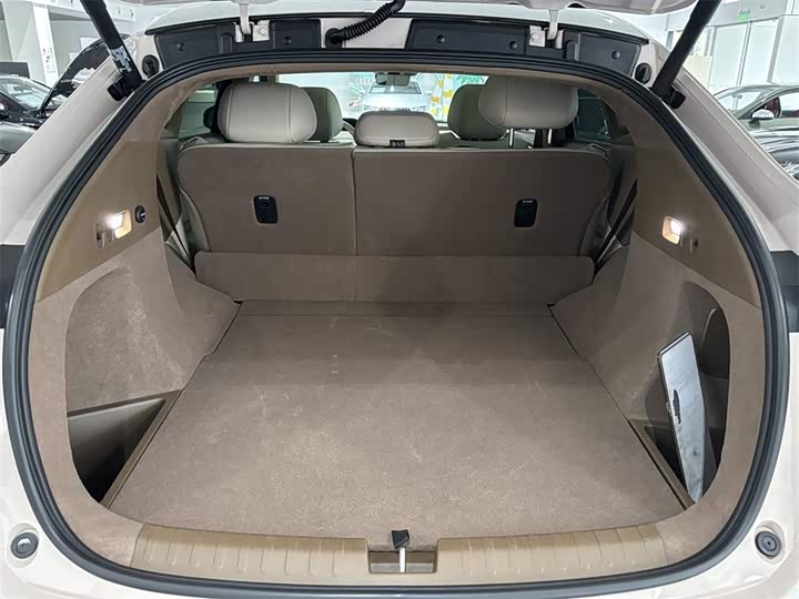 GAC Hyptec HT 2023 2023款 670 后驱特高压NDA版