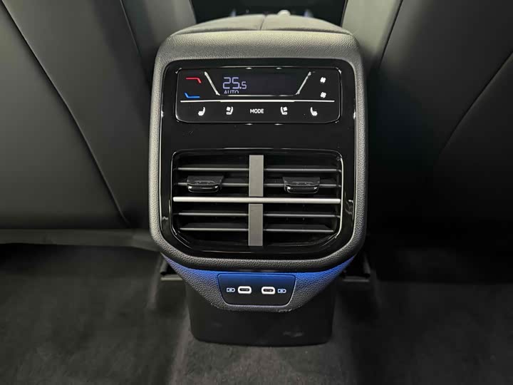 Volkswagen Passat 2025 2025款 Pro 380TSI 星空龙尊版