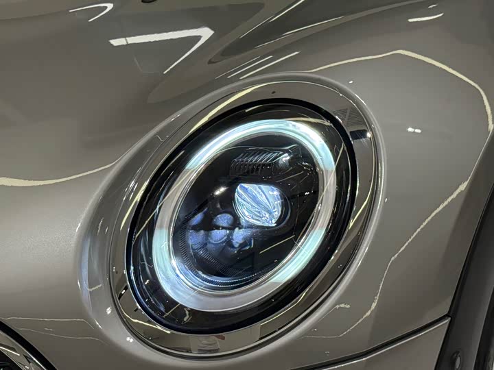 Mini Clubman 2023 2023款 改款 1.5T COOPER 鉴赏家