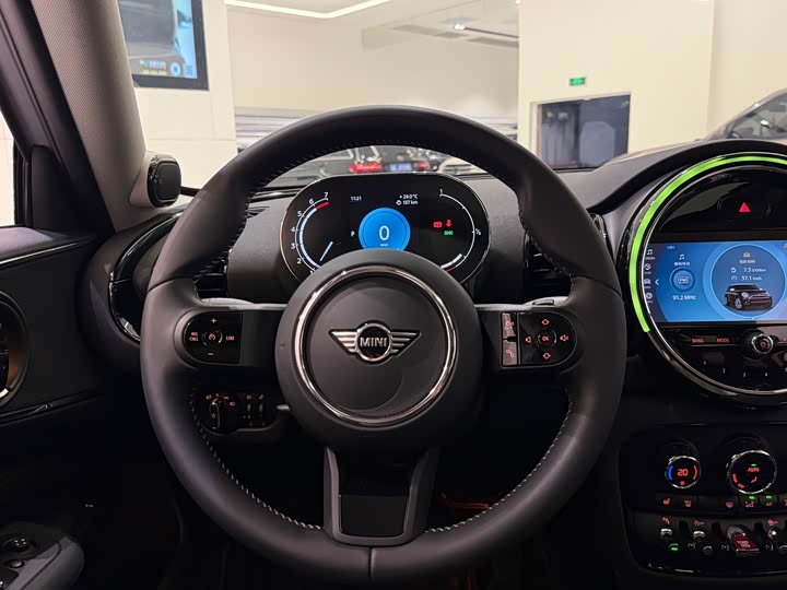 Mini Clubman 2023 2023款 改款 1.5T COOPER 鉴赏家